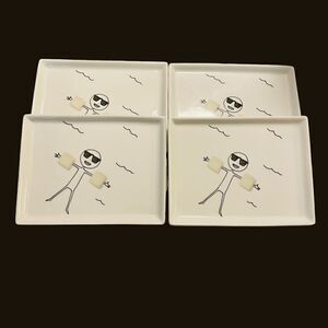 Set of 4 Crate & Barrel CB2 2011 Oliver Marshmallow Small Appetizer Plates